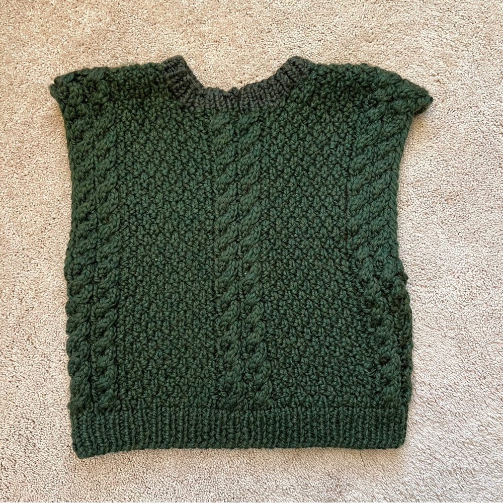 Chic Dark Green Cable Knit Sweater - Picture 4 of 8